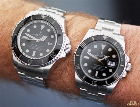 rolex sea dweller v submariner|rolex submariner vs deepsea.